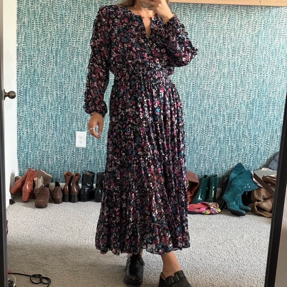 Elie Tahari Silk Blend Meadow Print‎ Floral Long Sleeve Dress